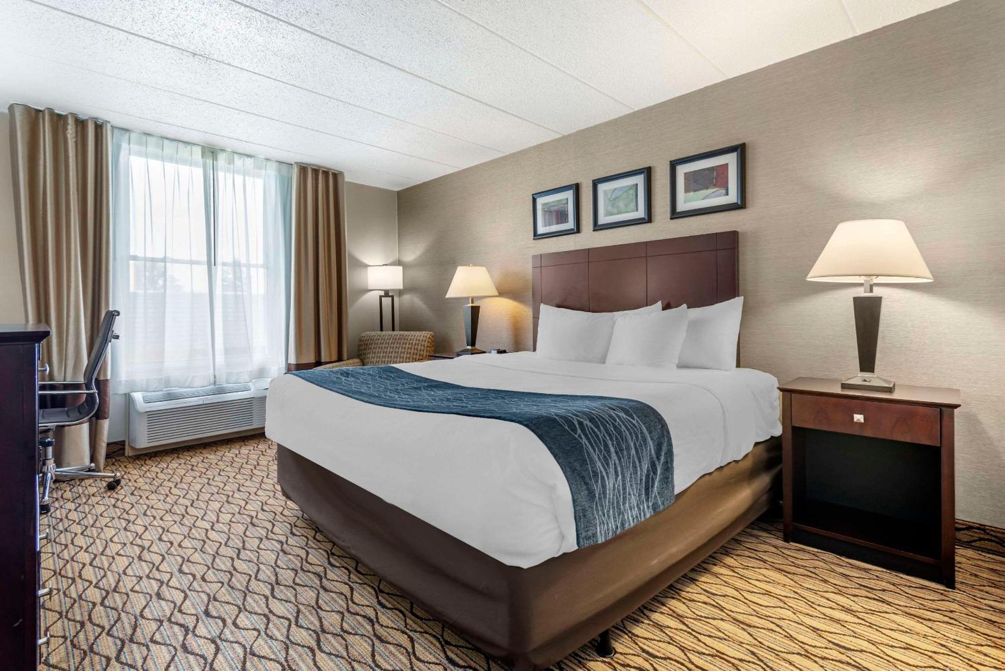 Comfort Inn & Suites Glen Mills - West Chester Екстериор снимка