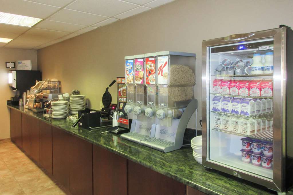 Comfort Inn & Suites Glen Mills - West Chester Ресторант снимка