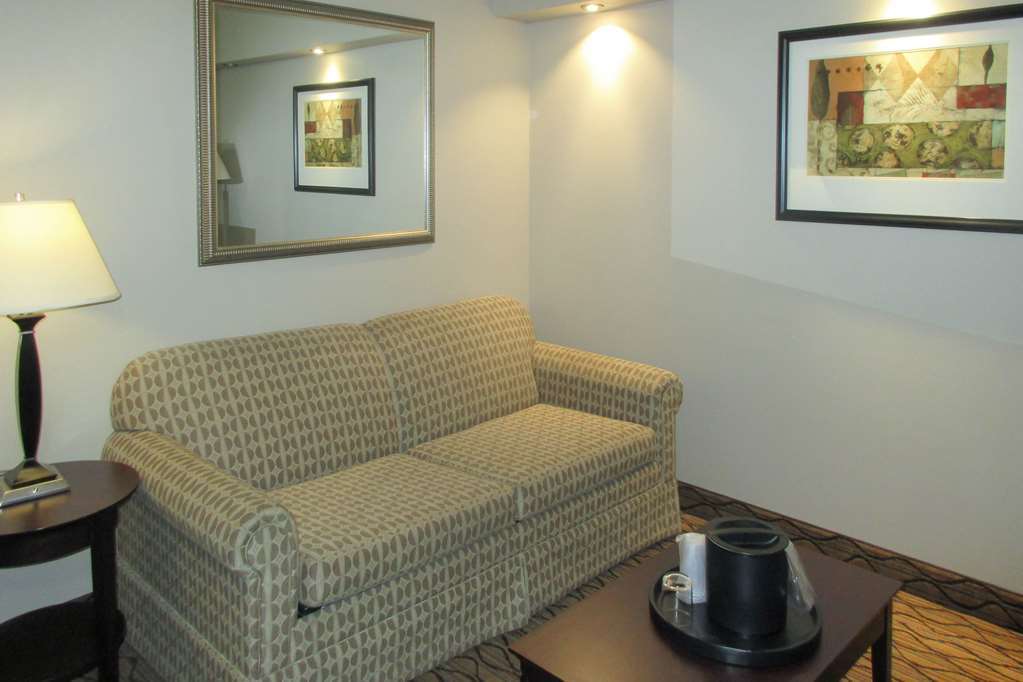 Comfort Inn & Suites Glen Mills - West Chester Стая снимка